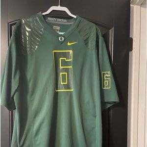 Oregon Ducks jersey. Only worn a couple of times